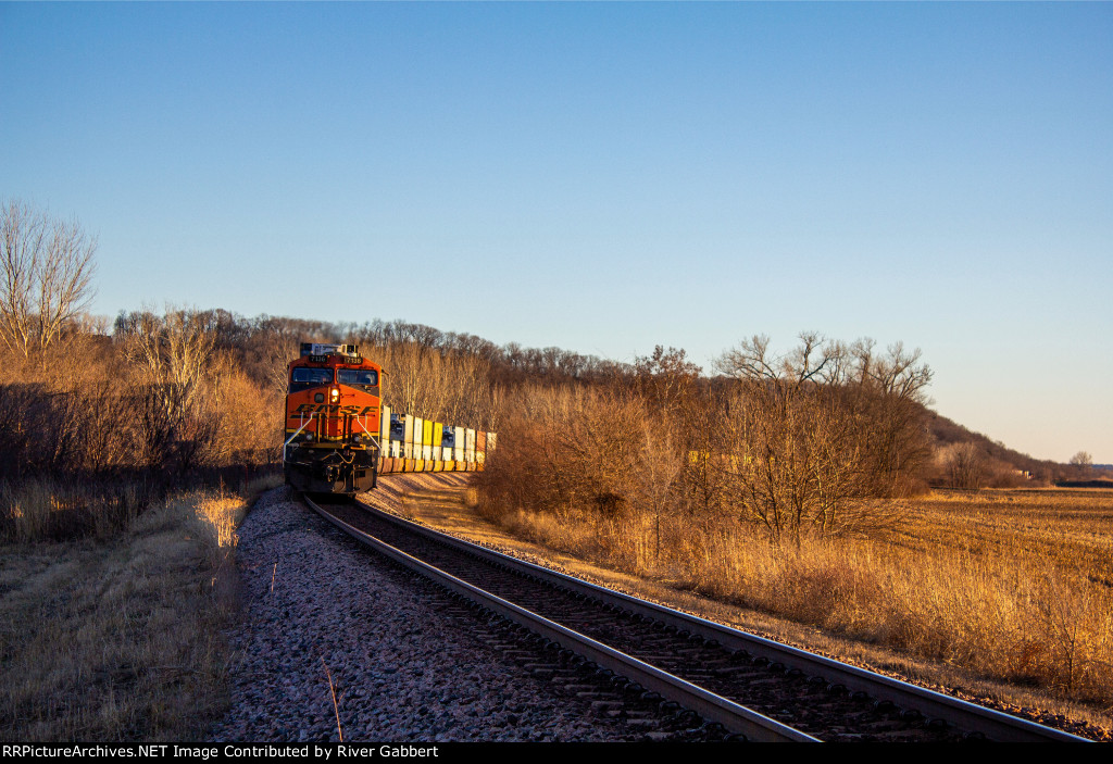 Eastbound BNSF S-FRESCO Rear DPU at Waldron Township